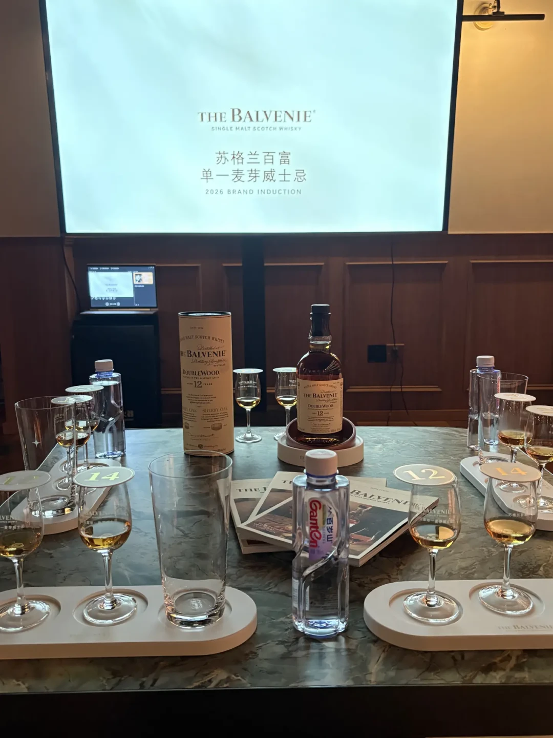 酒价在跌,活动在涨:百富5个月10场品鉴会,谁值得去、谁白跑