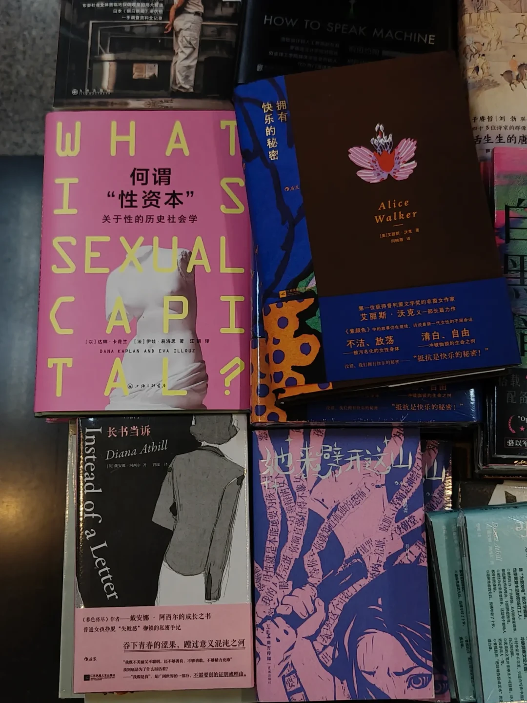 549元“年订”的三联生活周刊,正在刷屏你的信息流:先把四个价格摆开,再决定要不要下单