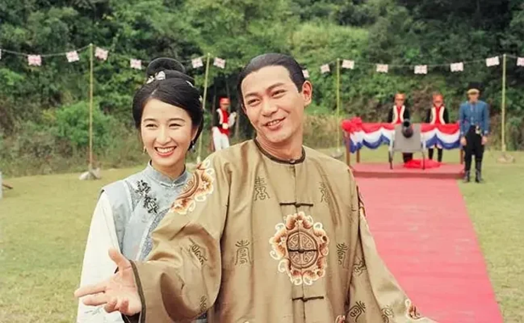 TVB视后29年又吵“水后”:首届视后关咏荷,吵她的方向从来不是这奖配不配