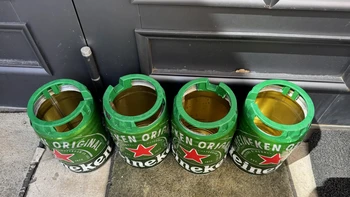喜力桶喝完了先别扔：翻了30条改桶帖，音响、凳子、焚火炉、收旧桶这5条路线的账一次摆清