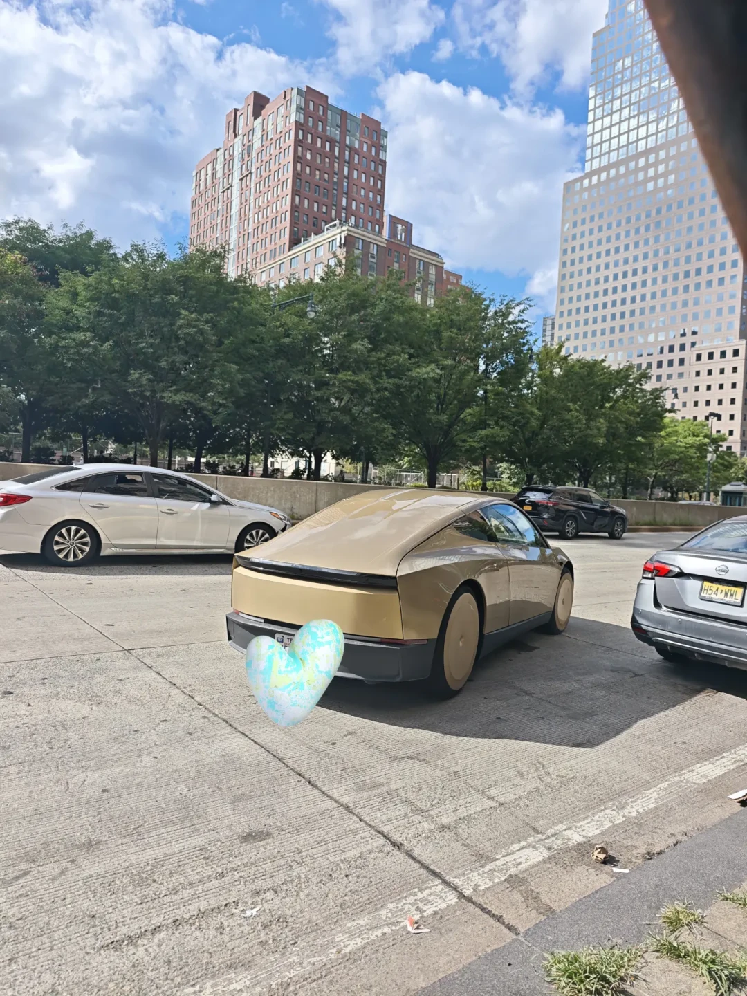 Cybercab下周空降京沪,只能看不能坐:我把奥斯汀45台实测车、$27试乘帖和萝卜快跑1700万单账本全对完了——去看车之前,先分清看什么、别看什么、什么时候能坐