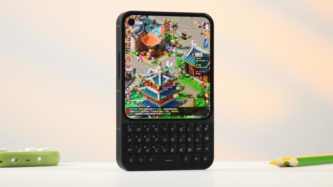 国行Titan 2 Elite第一波到货：吵完3699，键盘党开始算输入法、贴膜和方屏这五笔账