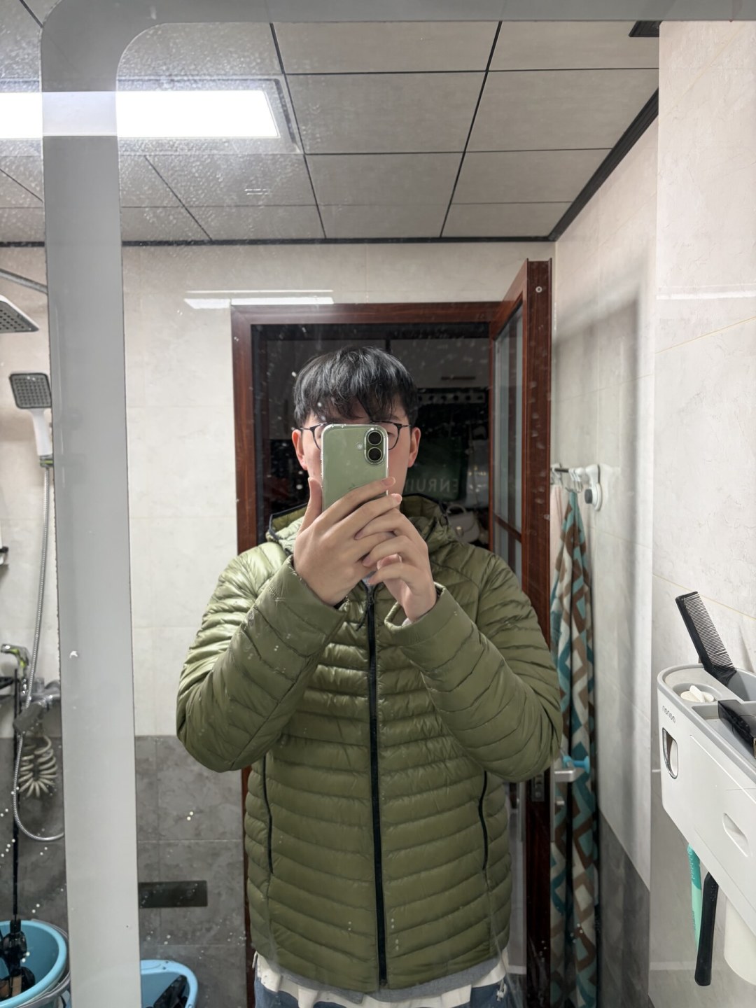 2.8折去捡大螺母之前，先把山浩缝在标签上的那个