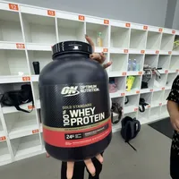 涨价潮欠下的"囤货债"开始到期了：9月17篇"过期蛋白粉还能不能喝"，临期桶被抢、过期桶被扔