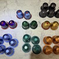 酒店胶囊机到底敢不敢喝、胶囊能不能薅：对完全网357条吵翻的评论和二手挂单，节前出差党的咖啡账算完了