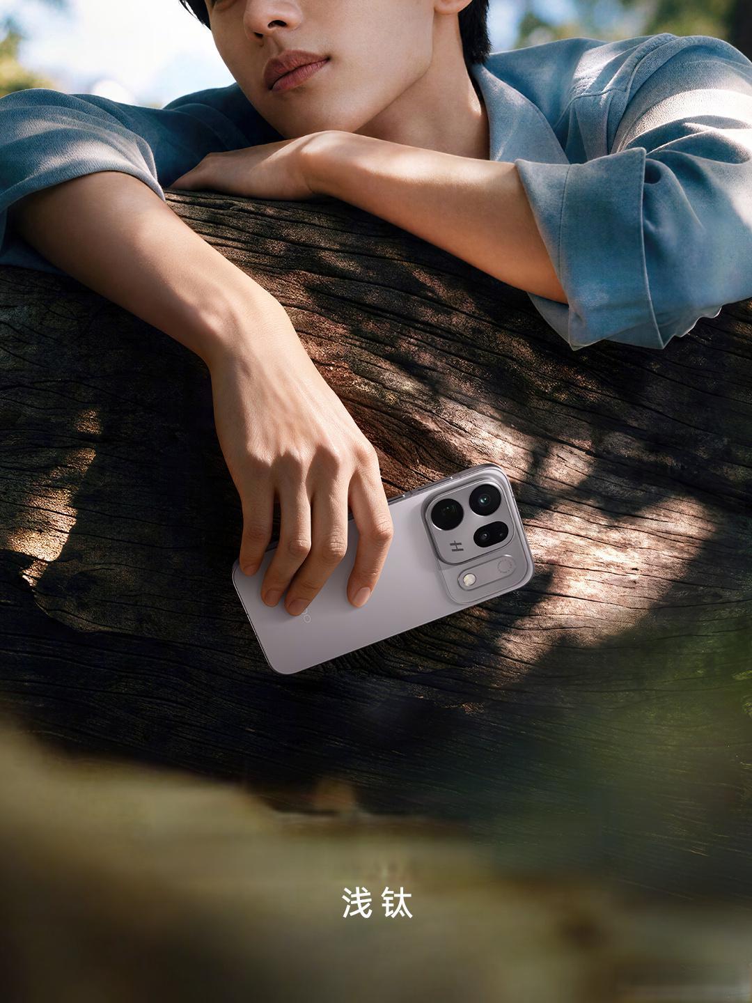 OPPO Find X10外观公布：主打淡颜美学与极窄屏