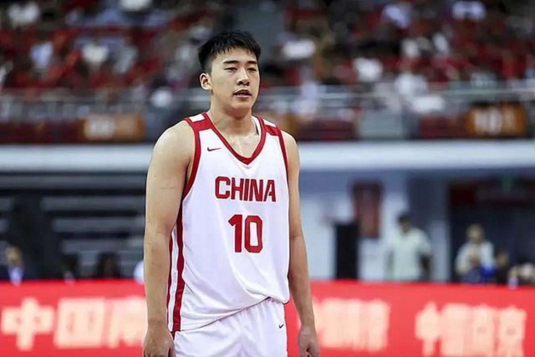 小组赛狂胜128分强势晋级,中国男篮考验或许要等半决赛