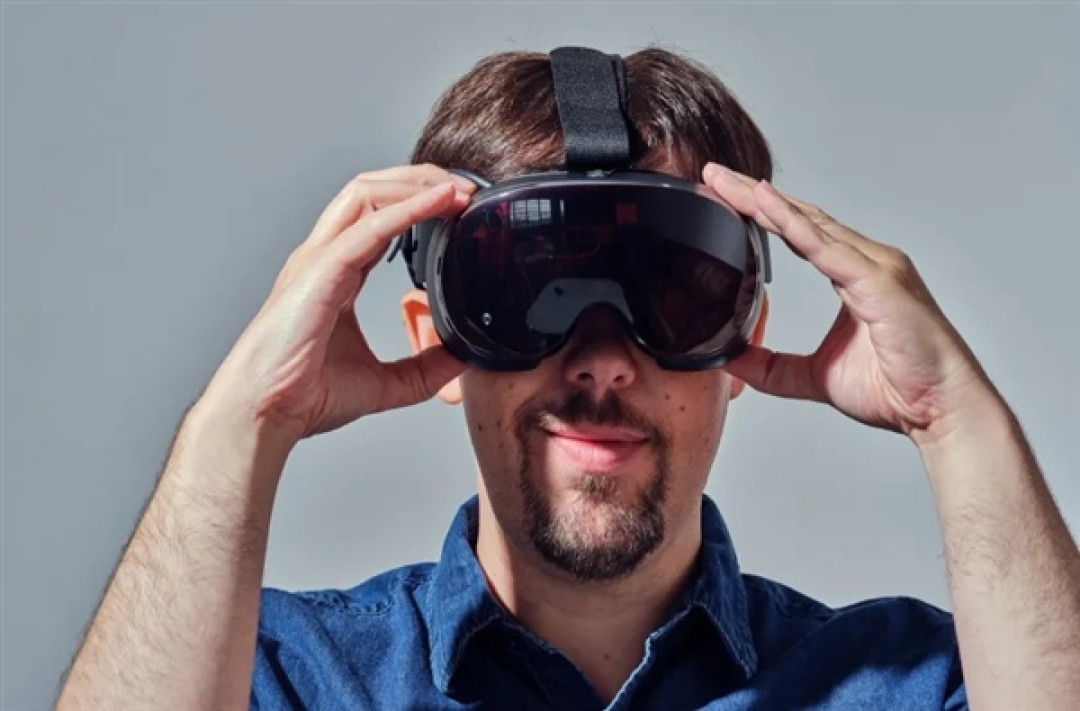 V社自己的Vision Pro
