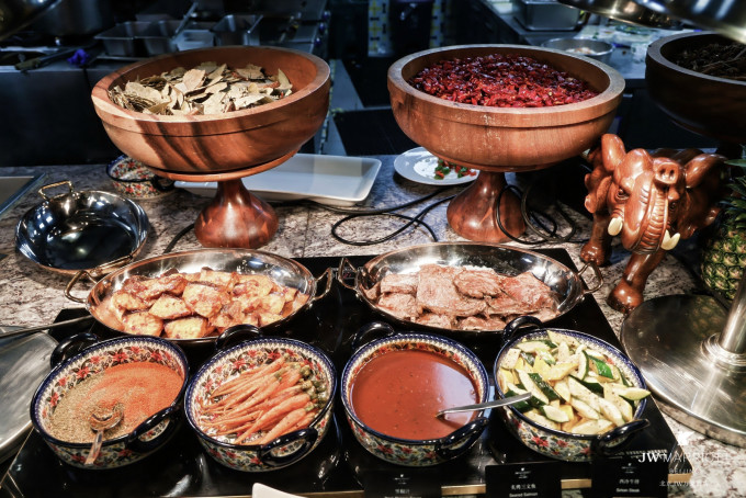 聚会餐饮