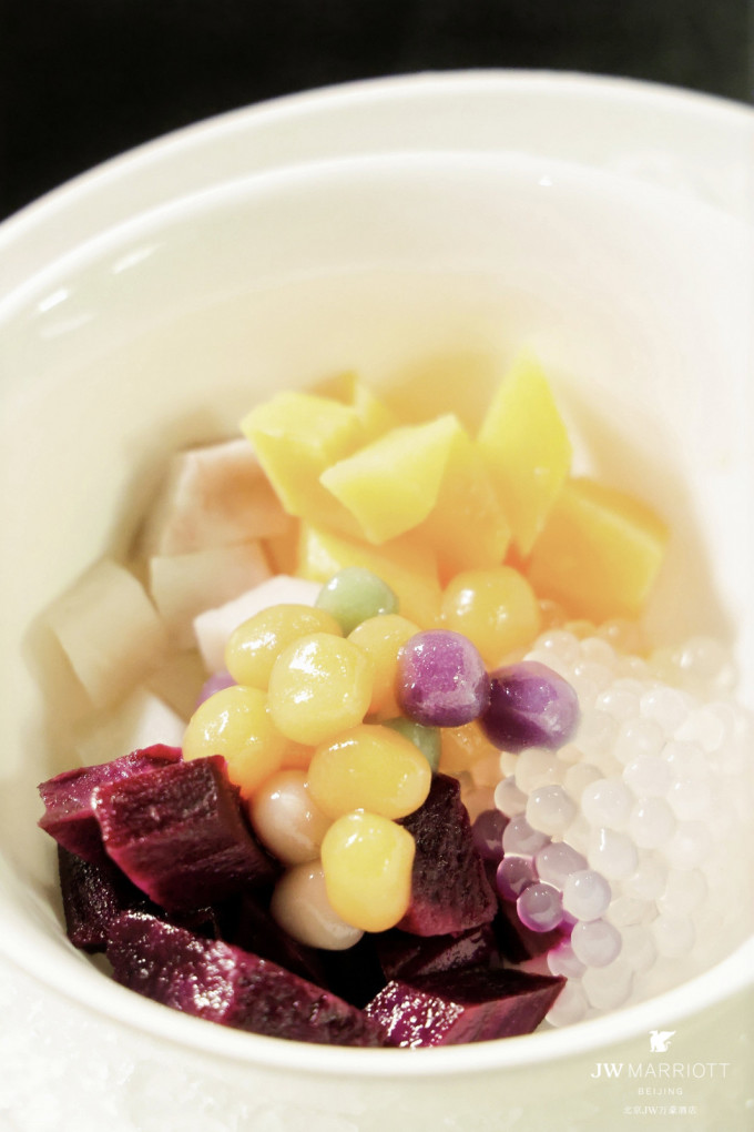 聚会餐饮