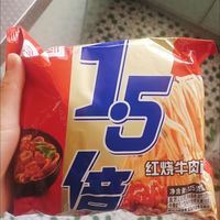深夜饿到咕咕叫，来一碗今麦郎大今野一袋半拉面🍜