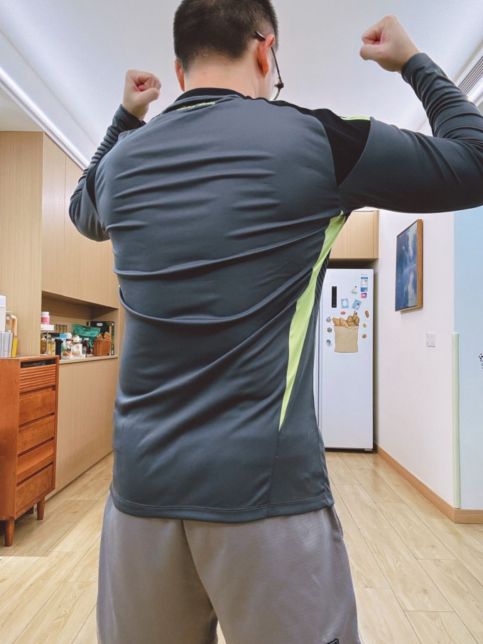 阿迪达斯运动服饰