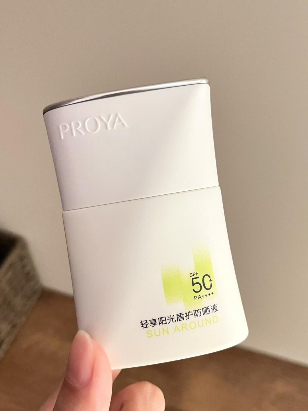 军训防晒的提问区一半是广告:先把14天用量账算完,钱该花在哪、脸怎么涂、晒后怎么救