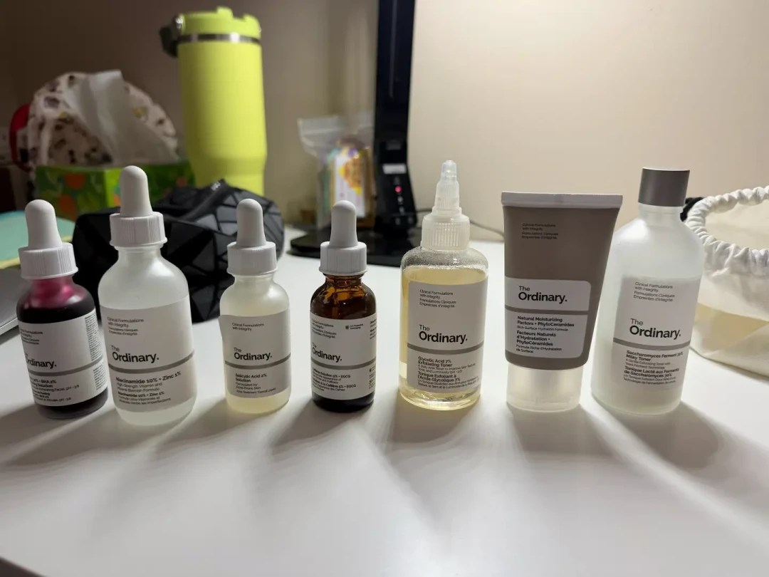 入秋种草卷到了干敏皮:The Ordinary 这批“城墙皮特供”,我按这个月的打卡帖和翻车帖排了个序