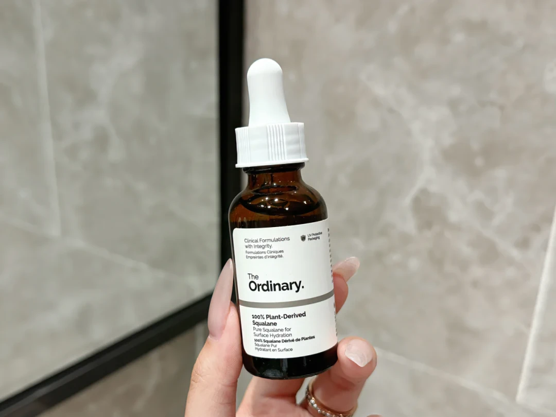 入秋种草卷到了干敏皮:The Ordinary 这批“城墙皮特供”,我按这个月的打卡帖和翻车帖排了个序