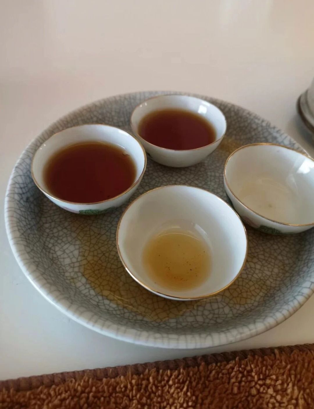 距中秋10天,茶桌的