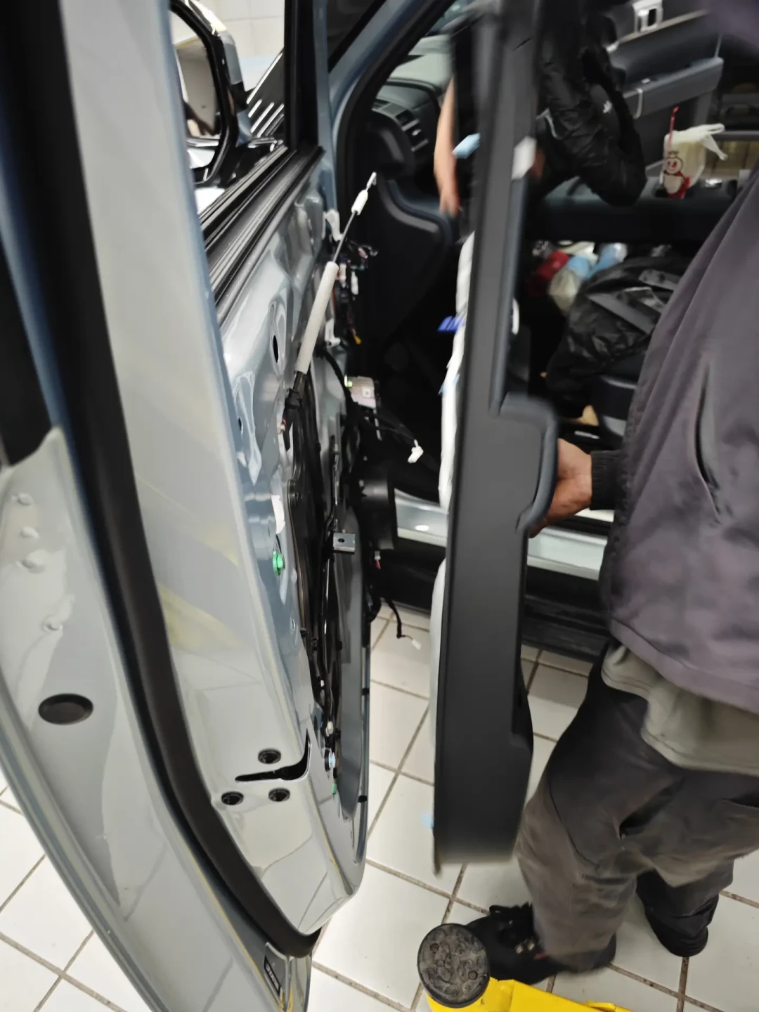 钛7上市一年,30条车主异响帖摆在一起,才能看出这台车的真实质量面