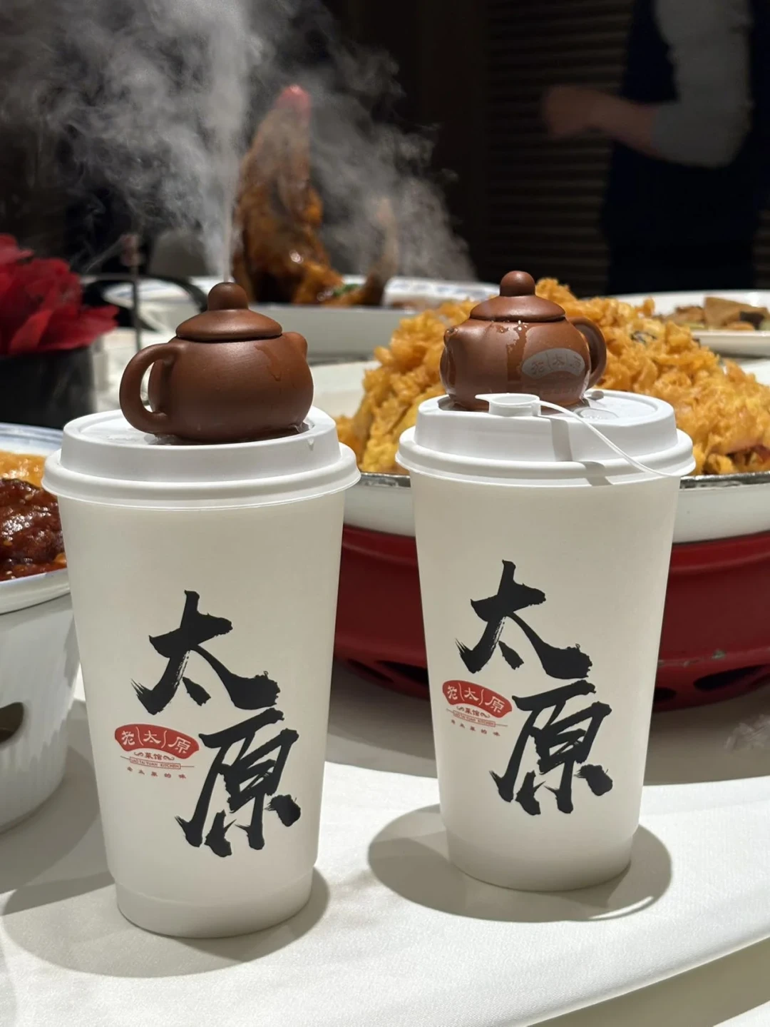 中秋饭桌的收银台上多了个新码:抖音买单来了,扫码前先把这三笔账看明白