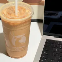 瑞幸在"悄悄"把你的白月光从菜单上划掉：翻了近30天的下架与返场回执，该囤、该等、该复刻的终于清楚了