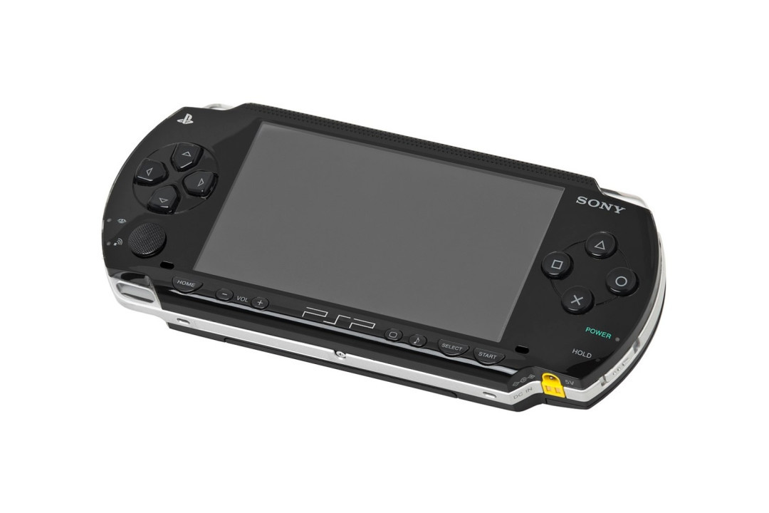 「PSP3」这轮爆料自相矛盾了三次：15W、5小时续航、对标RTX 5050——等下一代掌机前，先对完这三档信息和一本物理账