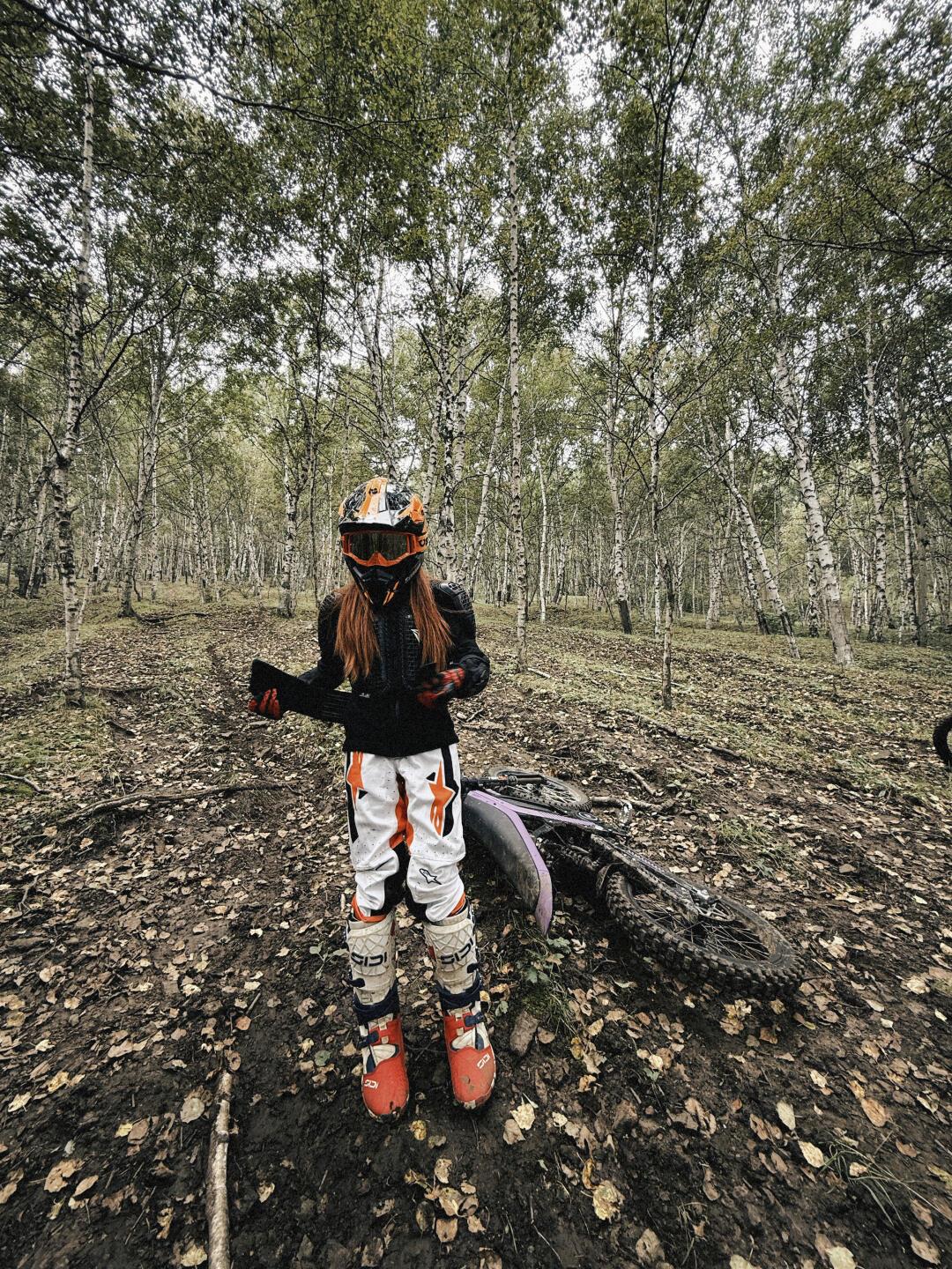 看完MXGP上海站就想入坑越野摩托？先把账单算明白：从180块体验到29800元整车