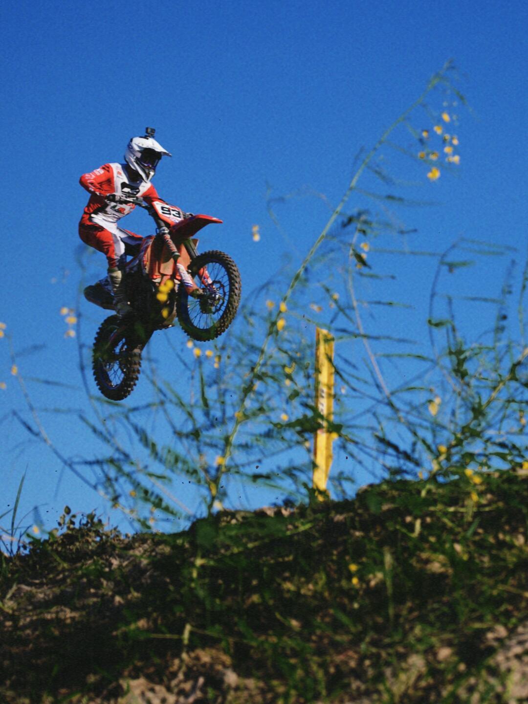 看完MXGP上海站就想入坑越野摩托？先把账单算明白：从180块体验到29800元整车