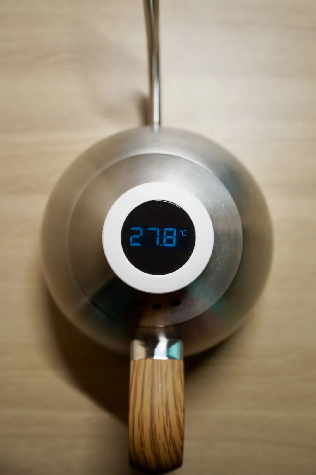 壶显96℃，落杯只有85℃：温控壶的