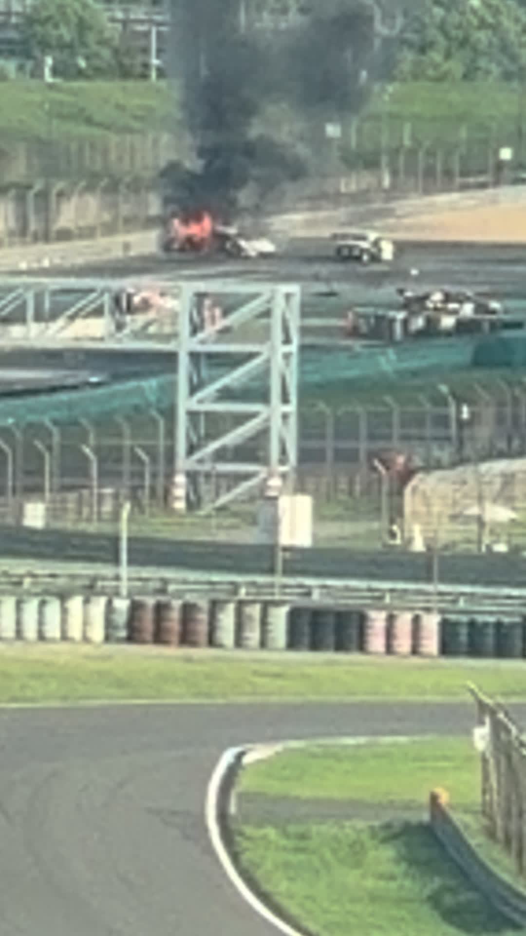 ChinaGT上海站爆燃:49秒的弃赛救人、永退声明和三份清单,先把账分清楚