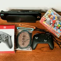 89元的“百元内无敌”刷屏，串键吐槽最多的却是297元官方Pro：Switch2副手柄，这周买谁