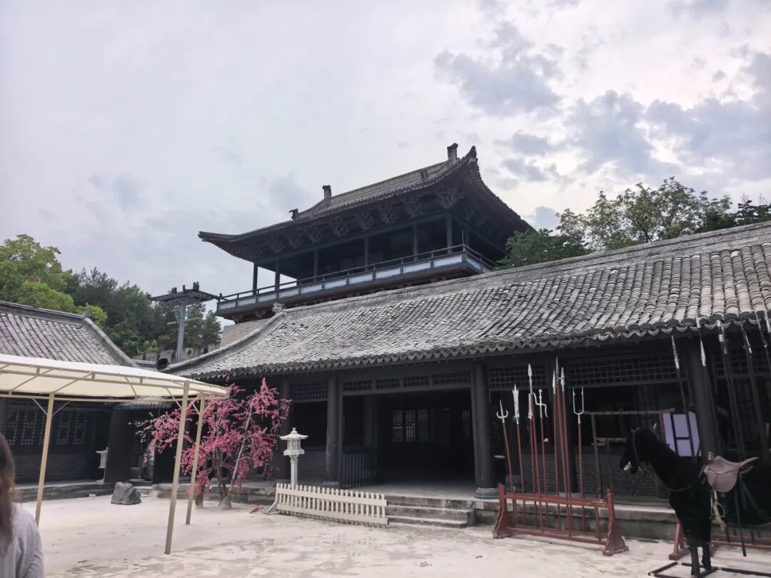 横店拍短剧从