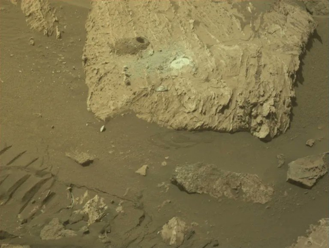 《火星救援》2026年重审：风暴戏是假的，公路戏按火星车算要几百年，种土豆那场现在算