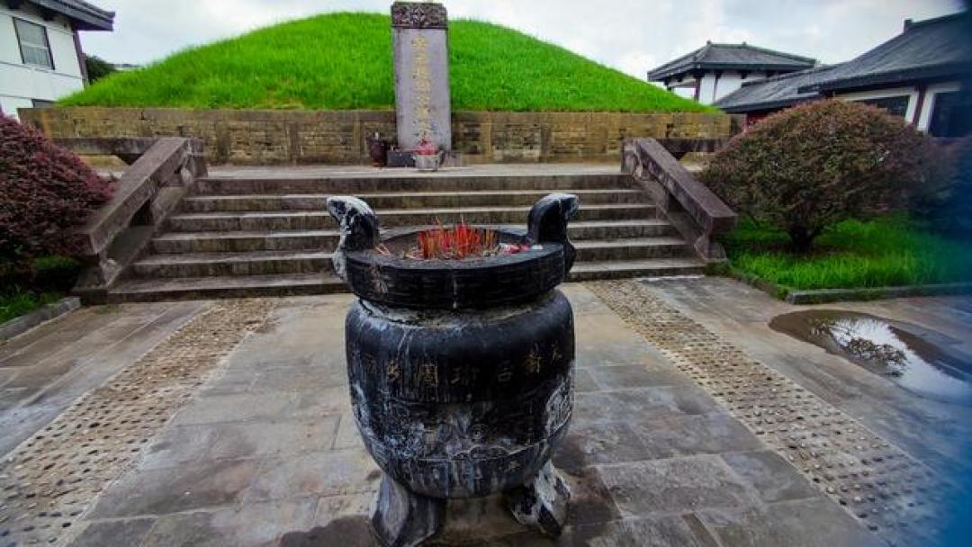庐江还在给周瑜像补漆,舒城已在万佛湖给周瑜办“婚宴”:这尊周瑜到底是谁家的?