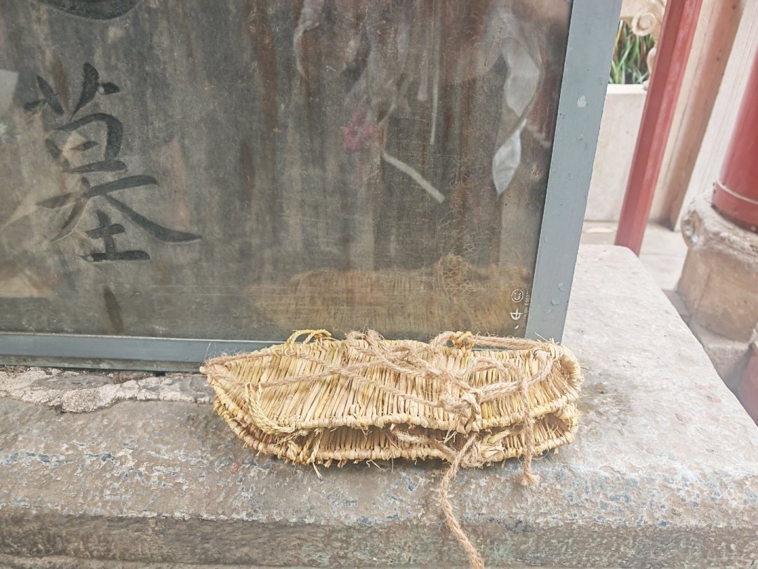 一个丞相三个生日、许愿墙八成人家要上岸：这波诸葛亮玄学，我把四个平台的账对完了
