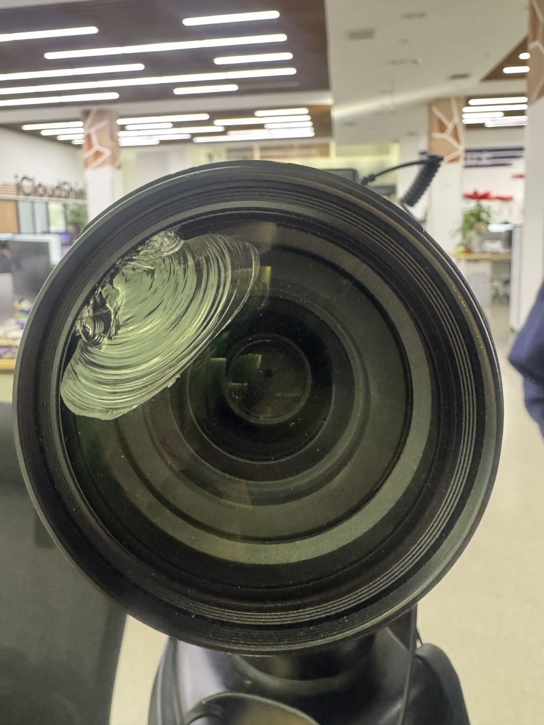 前镜片维修报价1600、2000、1300摆开了:RF70-200换镜片的81条评论,砸了镜头钱花在哪一眼看清
