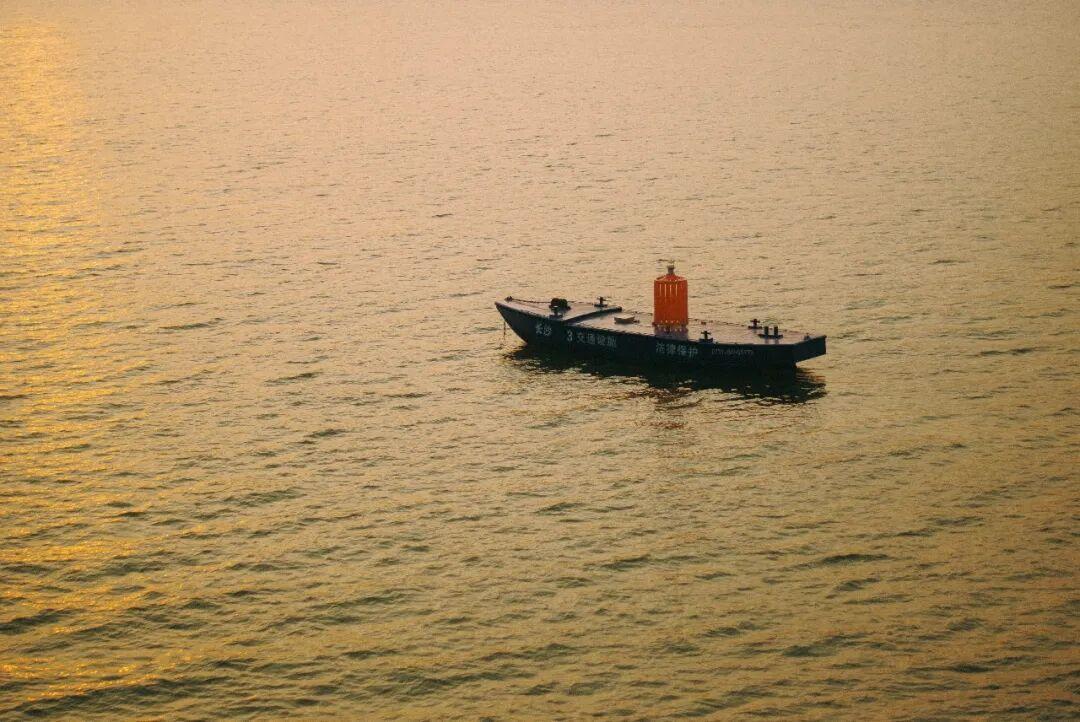 国庆别急着约陪拍:30元/时到1800元/天的价格迷雾,先把这四件事问明白