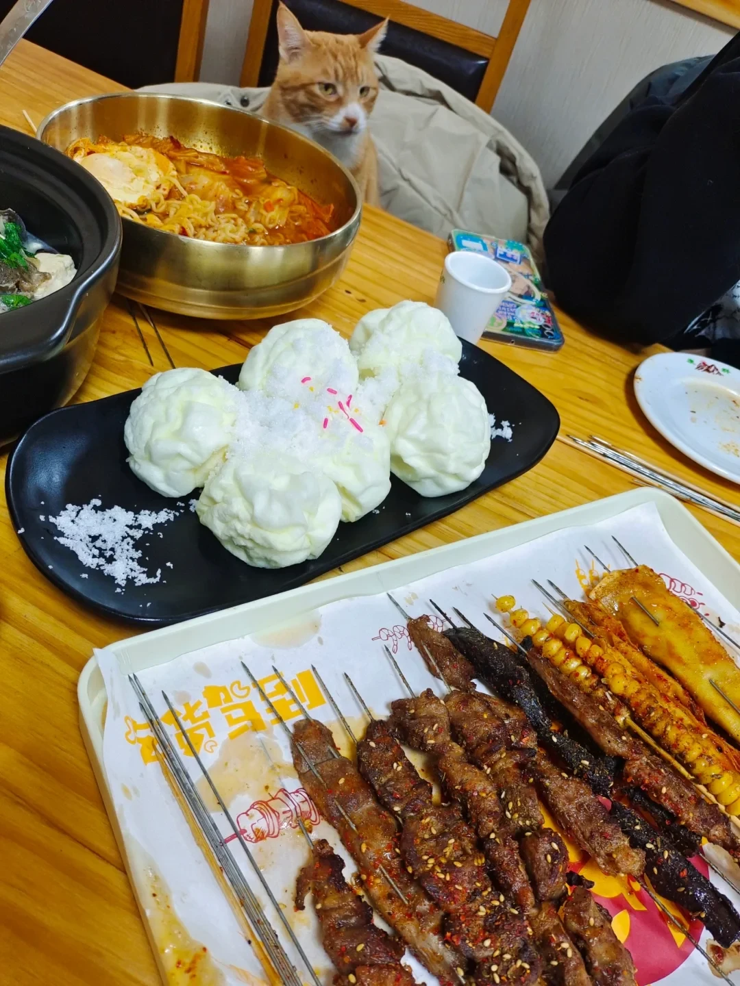 离国庆还有16天,长白山万达“3个包子68”帖吵起来了:度假区的吃饭账我算了三笔,含几早比房价更关键