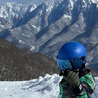 给娃报滑雪启蒙课花4000被怼出525条评论：我把室内班、雪场私教、日本滑雪学校的价格都对了一遍