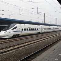 12306上线弹窗提醒,买泸州东站车票前会被强制核对目的地