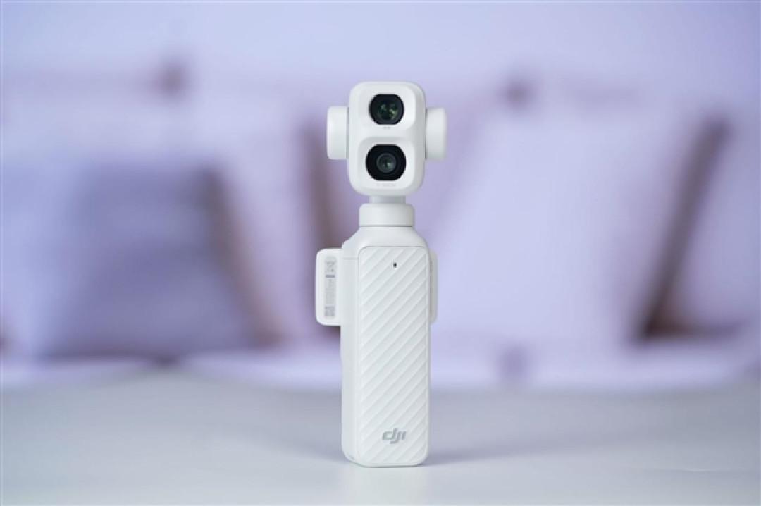 口袋电影机！大疆DJI OSMO POCKET 4P云台相机白色版图赏
