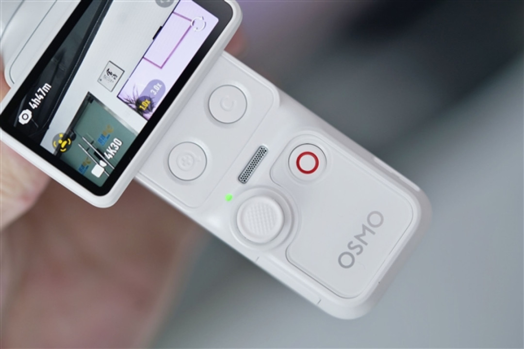 口袋电影机！大疆DJI OSMO POCKET 4P云台相机白色版图赏