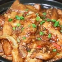 砂锅烟火，一煲入魂——咸鱼茄子煲