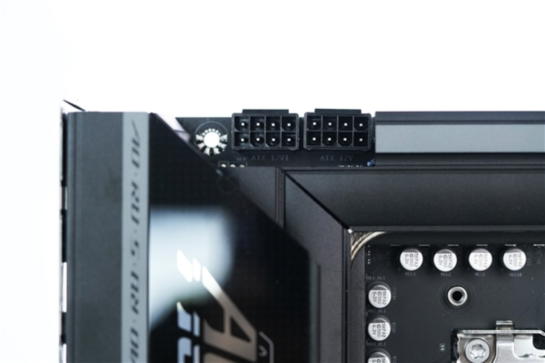 16+2+2相供电 配4路M.2!技嘉B850 AORUS ELITE X3D图赏