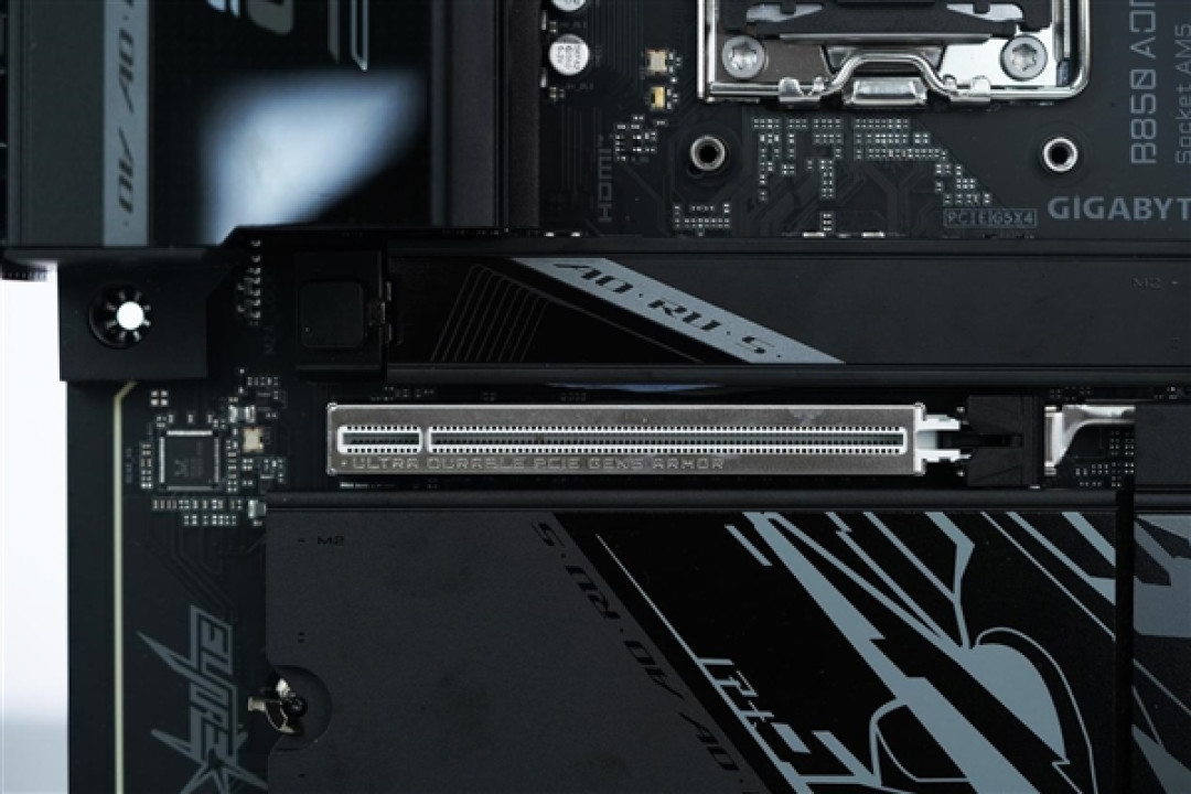 16+2+2相供电 配4路M.2!技嘉B850 AORUS ELITE X3D图赏