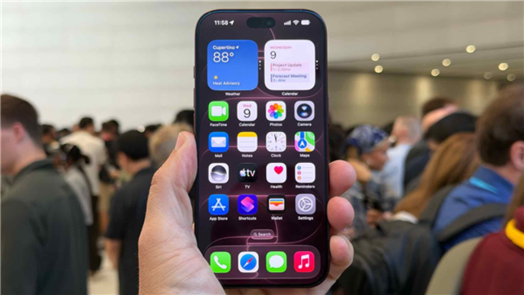 iPhone 18 Pro Max充电速度起飞:快充突破50W 15分钟充入50%