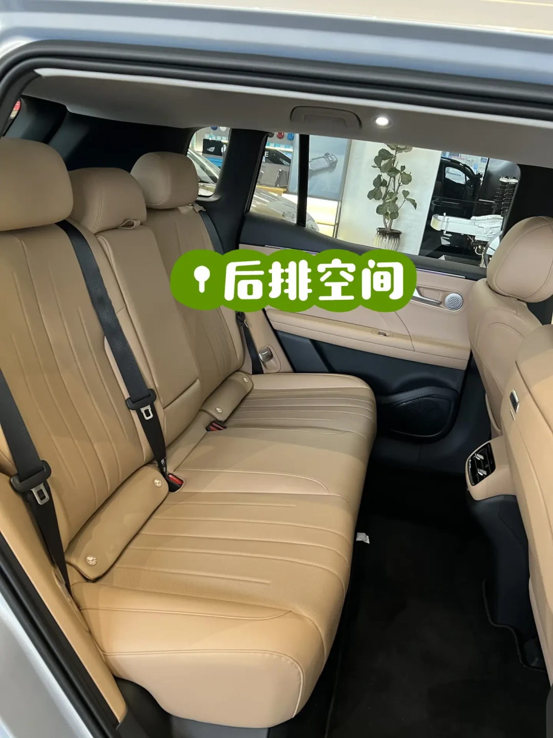 昨晚i60刚开价今晚T7就砸到13.28万、官宣1小时锁单3万：周末准备签字的这两拨人，先把三组数对完