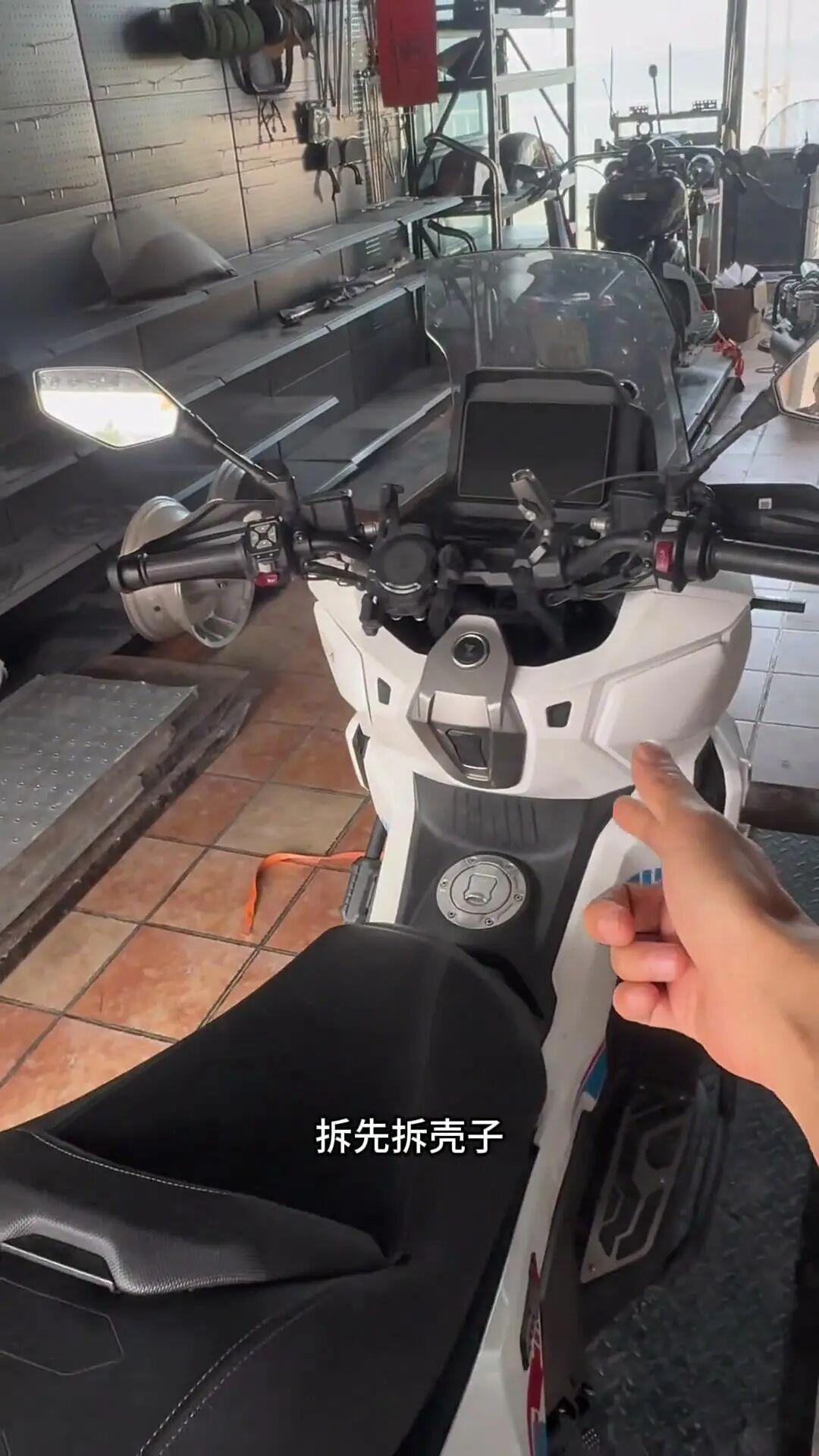 「无极倒闭了」?宗申隆鑫置换第三份公告还没签协议——摩博会还剩3天,国产中排的比价账该重新对了