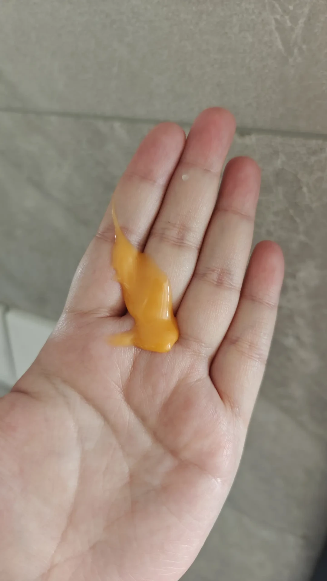 去屑王牌ZPT被正式禁用:用了一半的洗发水先别扔,买二硫化硒前,请先分清三档