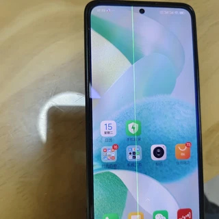 红米的"绿线"投诉今天还在新增：免费换屏还是掏710元，差别全在这四个变量