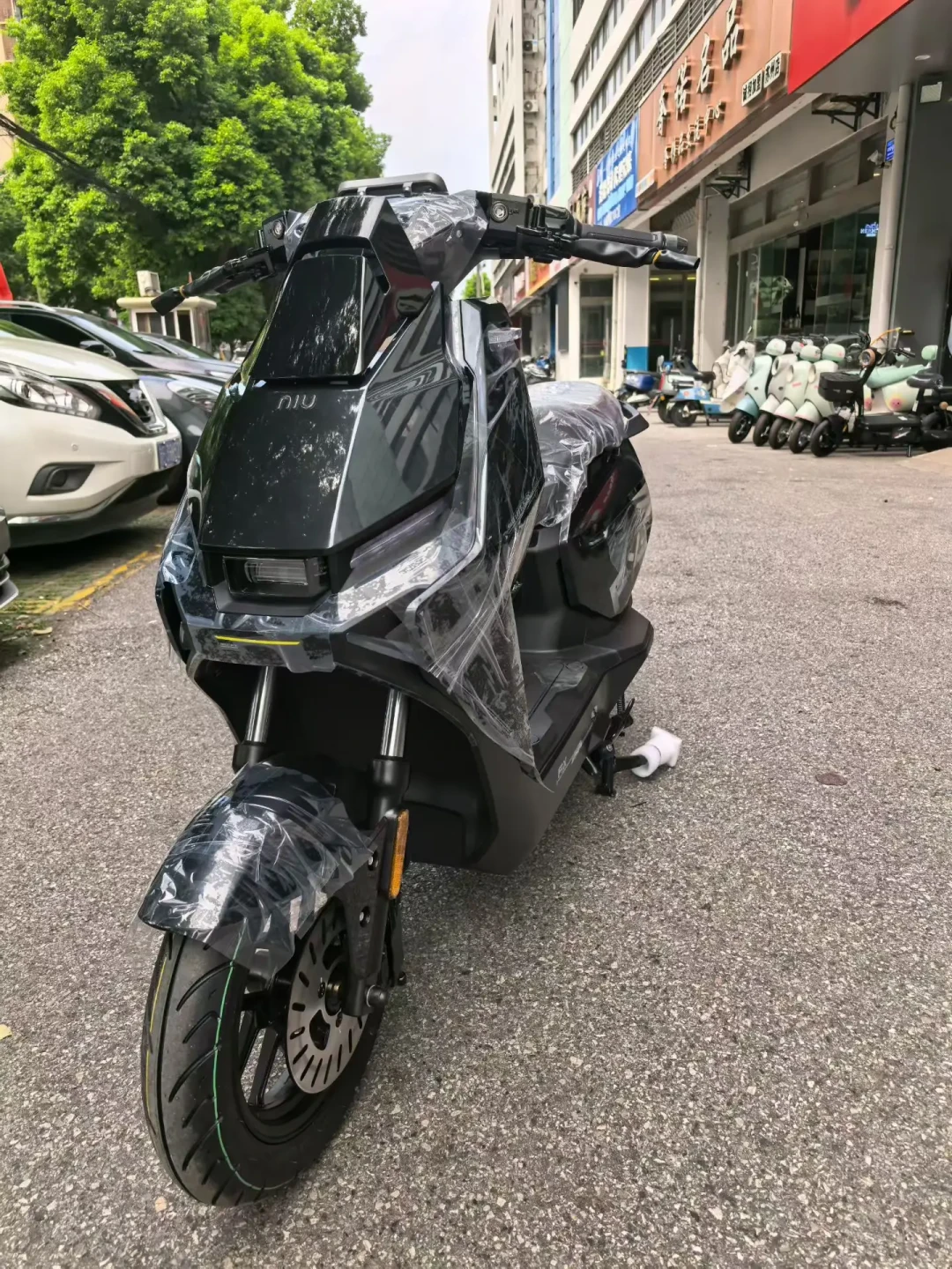 小牛FX风速Plus开卖两天:门店空车4599、线上