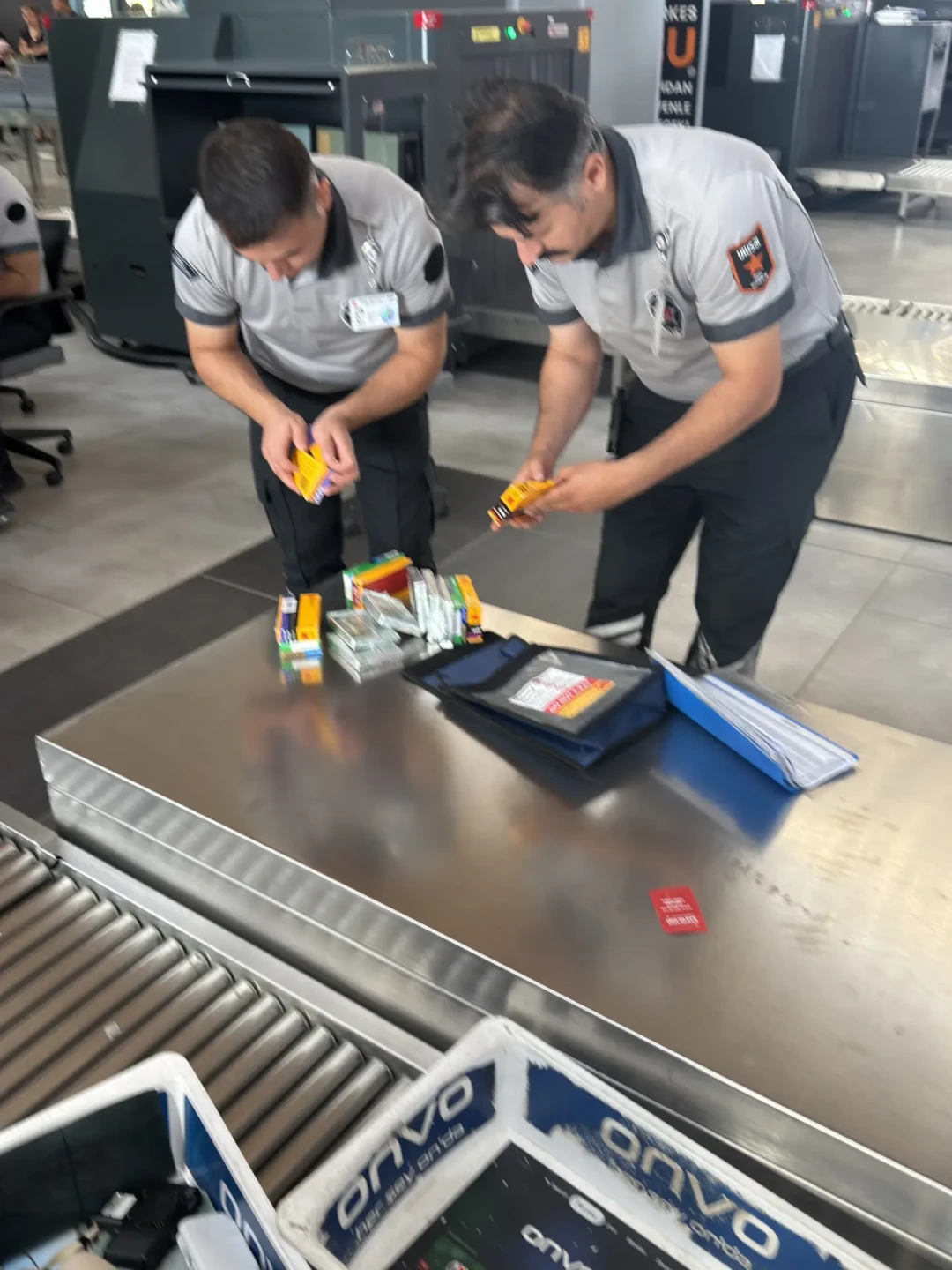 日本翻车、铅袋失效、手检看命:国庆带胶卷出门前,先把这三句老话扔掉